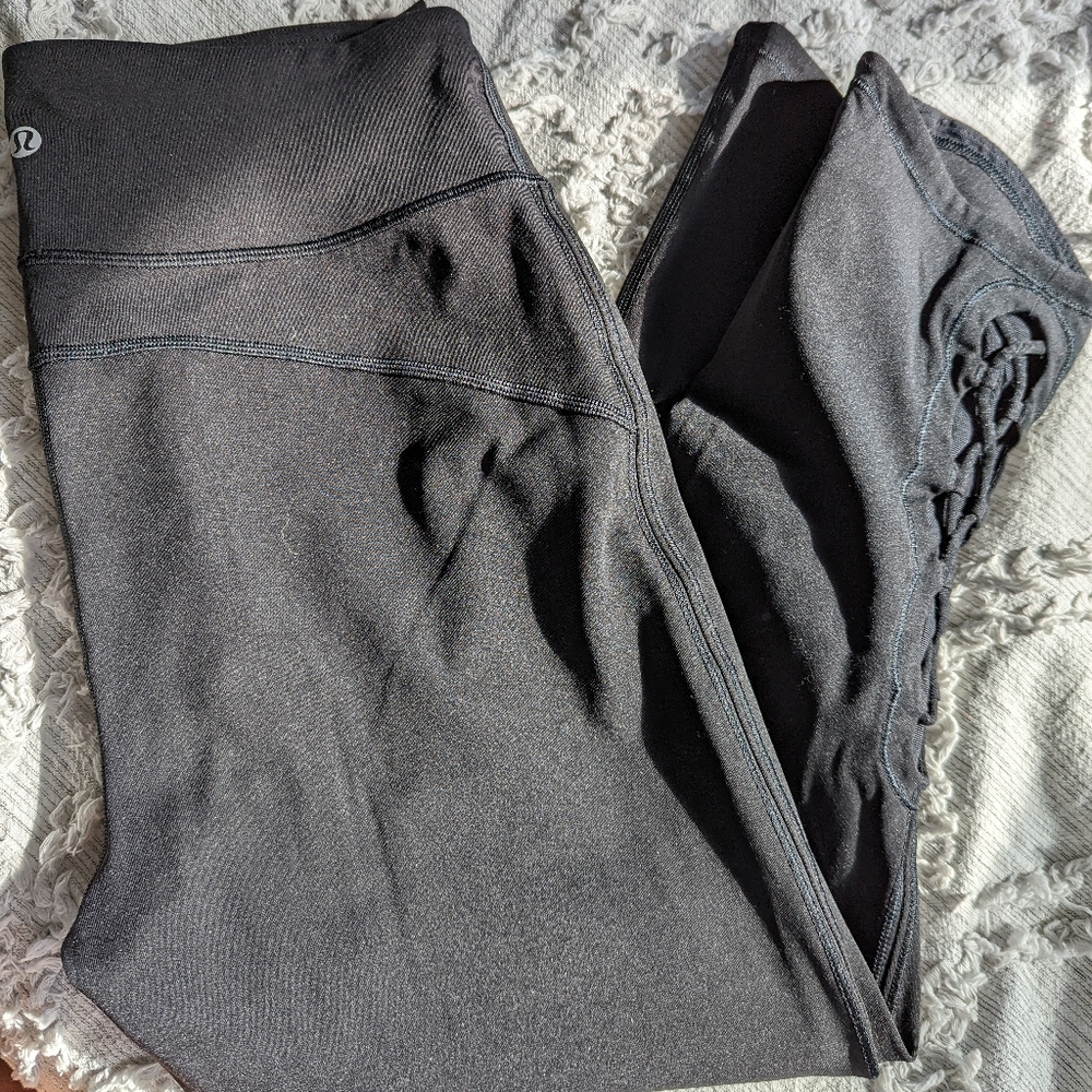 Lululemon crops